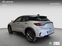 Usado Lexus LBX 136 CV (100 kW) 2025 Gris / plata SUV