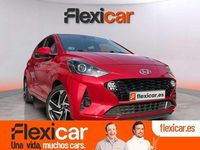 Usado Hyundai i10 67 CV (49 kW) 2022 Rojo Utilitario