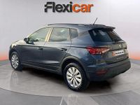 Usado Seat Arona Ecomotive 95 CV (69 kW) 2019 Gris SUV