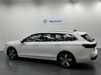 Usado VW Passat Business 150 CV (110 kW) 2024 Blanco Familiar