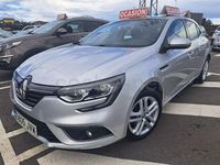 Usado Renault Mégane IV Business 110 CV (80 kW) 2017 Gris / plata Berlina
