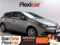 Usado Toyota Auris Active 116 CV (85 kW) 2016 Gris Berlina