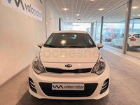 Usado Kia Rio 109 CV (80 kW) 2015 Blanco Berlina