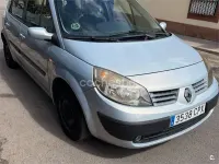 Usado Renault Scénic Authentique 115 CV (84 kW) 2003 Gris / plata Monovolumen