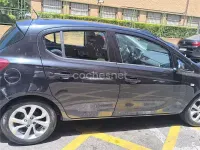 Usado Opel Corsa Selective 90 CV (66 kW) 2015 Negro Utilitario