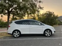 Usado Seat Altea XL Style 125 CV (91 kW) 2011 Blanco Monovolumen