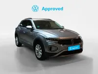 Usado VW T-Roc 110 CV (80 kW) 2024 Gris SUV