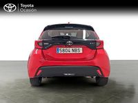 Usado Toyota Yaris Hybrid Active 116 CV (85 kW) 2025 Rojo Berlina