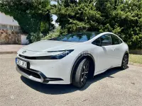 Usado Toyota Prius Luxury 122 CV (89 kW) 2022 Blanco Utilitario