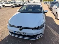 Usado VW Golf VIII Life 116 CV (85 kW) 2021 Blanco Familiar