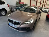 Usado Volvo V40 CC Momentum 120 CV (88 kW) 2016 Marrón Familiar