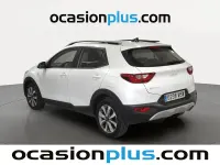 Usado Kia Stonic 101 CV (74 kW) 2024 Blanco SUV