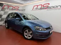 Usado VW Golf VII Advance 105 CV (77 kW) 2014 Azul Berlina