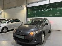 Usado Renault Mégane GrandTour Dynamique 110 CV (80 kW) 2011 Negro Familiar