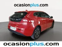 Usado Volvo V40 Momentum 122 CV (89 kW) 2018 Rojo Berlina