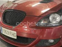 Usado Seat Leon Sport 102 CV (75 kW) 2006 Granate Utilitario