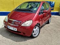 Usado Mercedes A160 Elegance 102 CV (75 kW) 2001 Granate Monovolumen