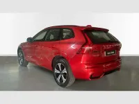 Usado Volvo XC60 Plus 350 CV (257 kW) 2025 Rojo SUV