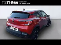 Usado Renault Captur Techno 100 CV (73 kW) 2025 Rojo SUV