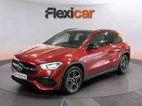 Usado Mercedes GLA200 150 CV (110 kW) 2023 Granate SUV
