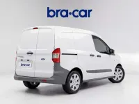 Usado Ford Transit Courier Trend 101 CV (74 kW) 2022 Blanco Van