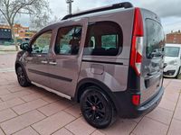 Usado Renault Kangoo 90 CV (66 kW) 2018 Gris Monovolumen