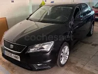 Usado Seat Toledo Reference 105 CV (77 kW) 2013 Negro Utilitario