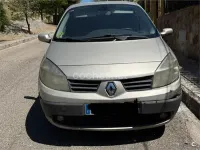 Usado Renault Scénic II Dynamique 130 CV (95 kW) 2006 Beige Monovolumen