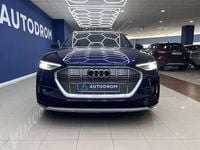 Usado Audi e-tron 300 kW (408 CV) 2022 Azul SUV
