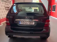 Usado Mercedes ML320 224 CV (164 kW) 2005 Negro SUV