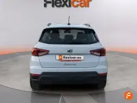 Usado Seat Arona Style 115 CV (84 kW) 2024 Blanco SUV
