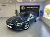 Usado Mercedes CLA200 Shooting Brake 150 CV (110 kW) 2020 Azul Familiar