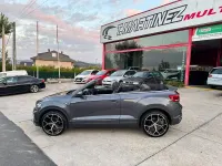 Usado VW T-Roc R-line 150 CV (110 kW) 2020 Gris / plata SUV