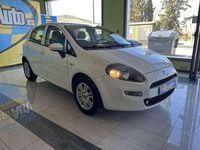 Usado Fiat Punto Easy 75 CV (55 kW) 2016 Blanco Utilitario