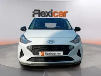 Usado Hyundai i10 67 CV (49 kW) 2022 Blanco Utilitario