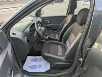 Usado Dacia Lodgy 102 CV (75 kW) 2019 Gris / plata Monovolumen