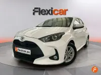 Usado Toyota Yaris Edition 125 CV (91 kW) 2021 Blanco Utilitario