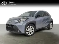 Usado Toyota Aygo X Play 72 CV (52 kW) 2024 Gris / plata SUV