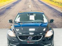 Usado Volvo V40 Inscription 120 CV (88 kW) 2016 Negro Utilitario