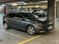 Usado Volvo V40 Kinetic 115 CV (84 kW) 2014 Marrón Berlina