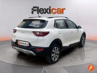 Usado Kia Stonic 100 CV (73 kW) 2023 Blanco SUV