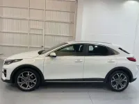 Usado Kia XCeed 114 CV (83 kW) 2019 Blanco SUV