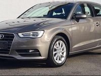 Usado Audi A3 Ambiente 122 CV (89 kW) 2013 Negro Utilitario