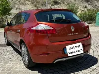 Usado Renault Mégane III 131 CV (96 kW) 2011 Naranja Berlina