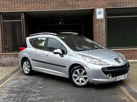 Usado Peugeot 207 Sport 90 CV (66 kW) 2008 Gris / plata Berlina