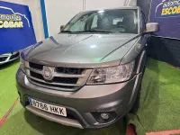 Usado Fiat Freemont Urban 140 CV (102 kW) 2012 Gris / plata SUV