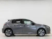 Usado Peugeot 208 Allure 100 CV (73 kW) 2022 Gris Utilitario