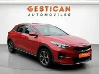 Usado Kia XCeed 141 CV (103 kW) 2022 Rojo SUV