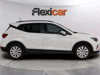 Usado Seat Arona Style 110 CV (80 kW) 2023 Blanco SUV
