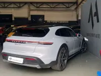 Usado Porsche Taycan Cross Turismo 319 kW (435 CV) 2024 Gris Familiar